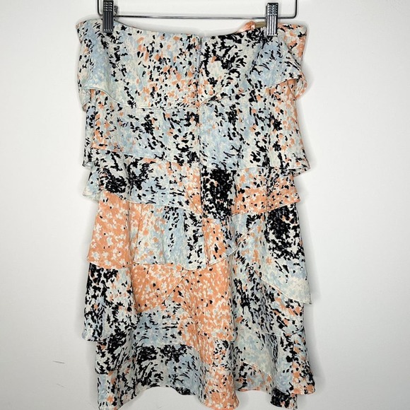 BCBGMaxAzria Layered Ruffle Mini Dress Double Lined Strapless Size 2 MSR… - Picture 2 of 12